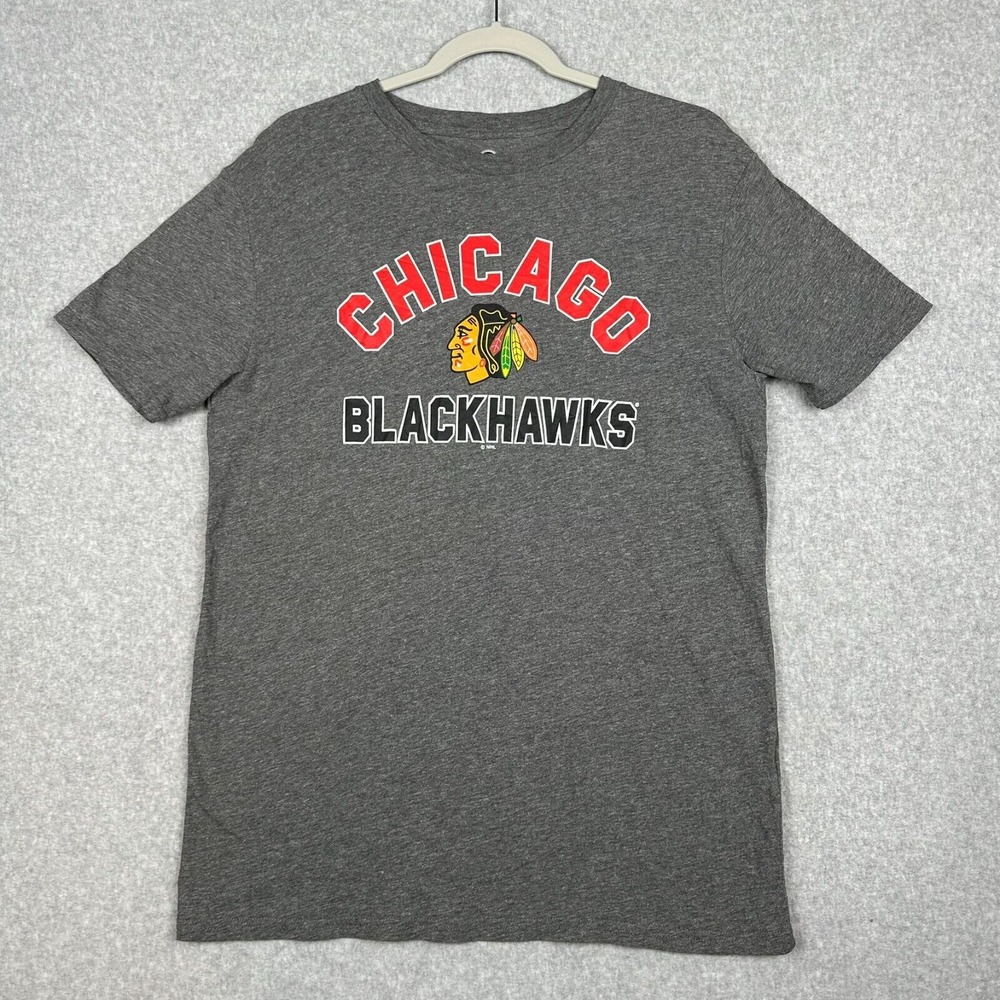 NHL Chicago Blackhawks Shirt L Heathered Gray Spellout Spirit Hockey Graphic Tee